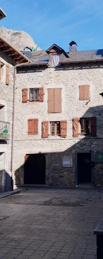 Apartamento Centro Benasque Luaran gambar